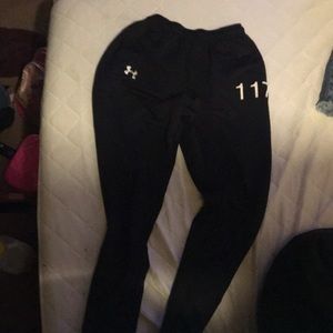 Underarmour sweat pants  no tag like new !